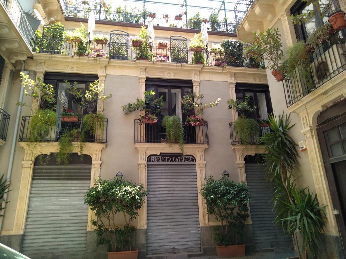 House Vintage Bed & Breakfast Catania Bagian luar foto