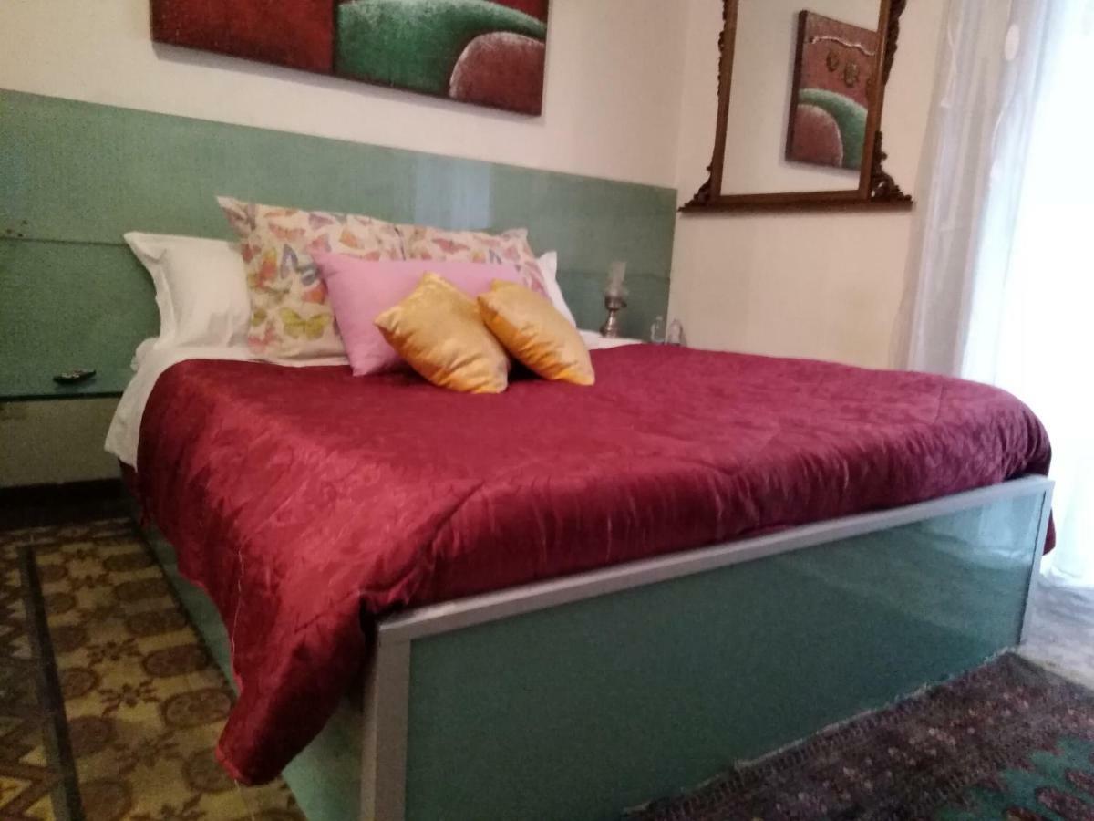 House Vintage Bed & Breakfast Catania Bagian luar foto