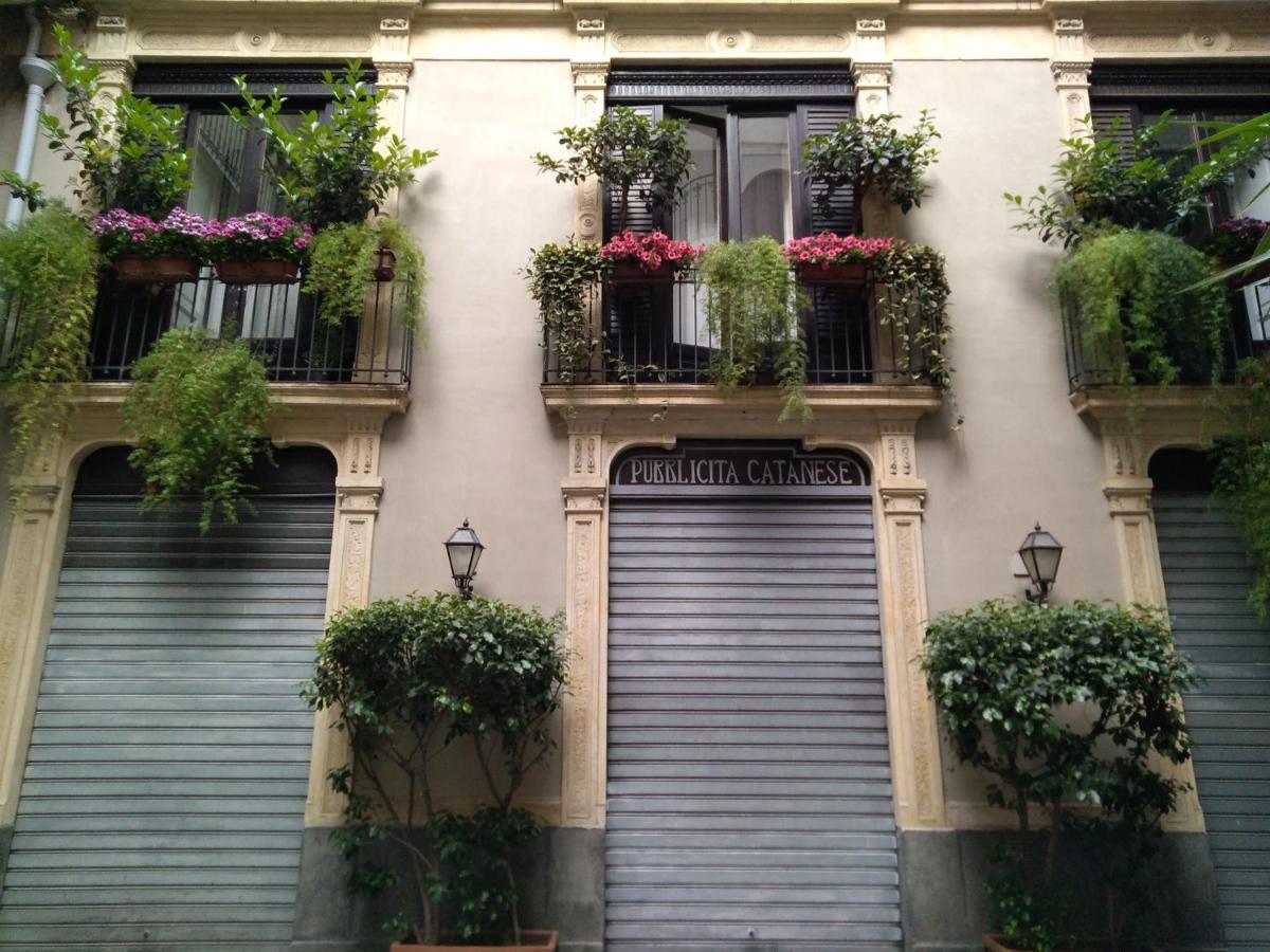 House Vintage Bed & Breakfast Catania Bagian luar foto